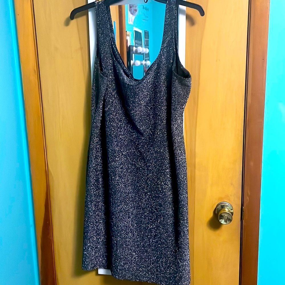 Black glitter sleeveless Bebe dress 1x